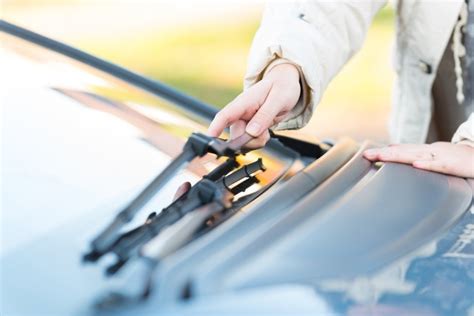 How To Change Windshield Wipers