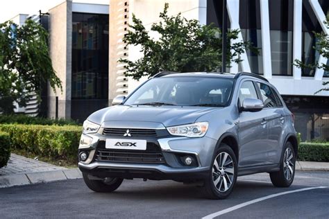 mitsubishi asx crossover refreshed for 2017