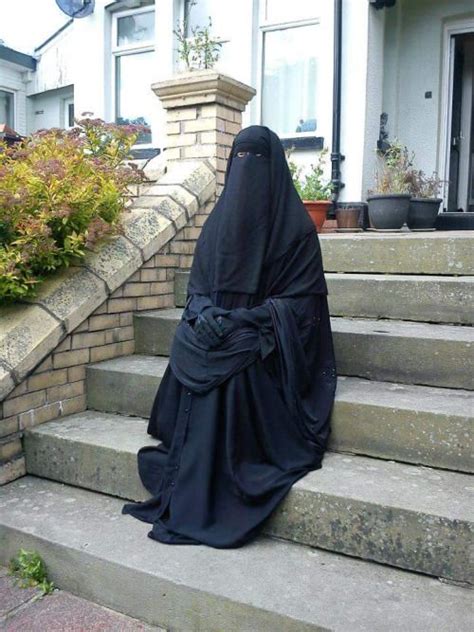 551 Best Images About Niqab On Pinterest Allah Muslim Women And Dressing
