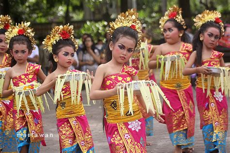 Potret Bali Tarian Bali Anakanak