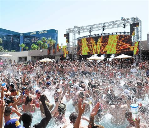 The 17 Best Pool Parties In Las Vegas A Complete Guide Pool Party