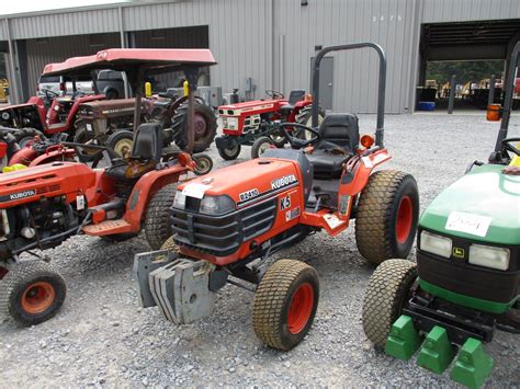 Kubota B2410 Farm Tractor Vinsn10083 3 Pth Pto 38x12 50 Tires