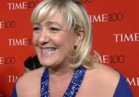 Born 5 august 1968) is a french politician and lawyer who has been president of the national rally (previously the national front). Pendant les menaces d'attentats, Marine Le Pen parade dans ...