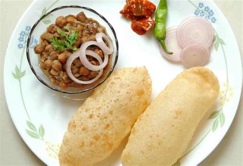 Još uvek nema dovoljno ocena za hranu, uslugu, kvalitet ili atmosferu u restoranu gopalji ke chole bhature, indija. 10 Indian Street Foods Delhi People Are Addicted To Eat ...