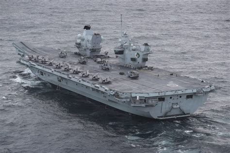 Capable of carrying 60 aircraft including fixed wing, rotary wing and autonomous vehicles, she is named in honour of the first hms queen elizabeth. HMS Queen Elizabeth Assumes Role as Royal Navy's New Fleet ...
