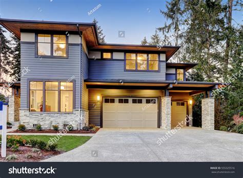 Luxurious New Construction Home Bellevue Wa Stock Photo Edit Now