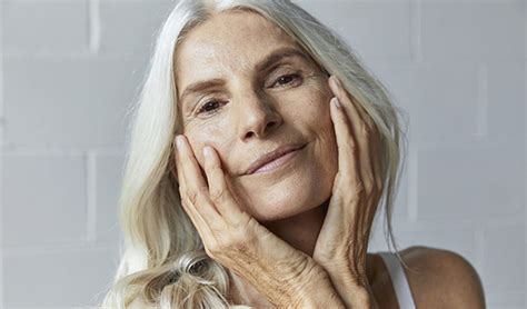A 62 Year Old Model Is Starring In Biologis Latest Campaign Beautyheaven