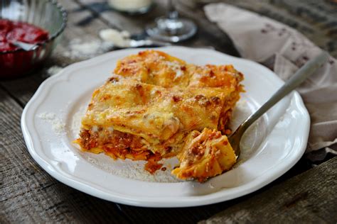 Easy Layered Crock Pot Lasagna Recipe
