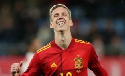 A vezetés gyors megszerzése után a spanyolok egy kicsit talán ráültek az eredményre, így svájc nem csupán egyenlíteni tudott, de kiharcolta a hosszabbítást és a büntetőpárbajt is. Nemzetek Ligája: Spanyolország - Svájc, vitathatatlan ...