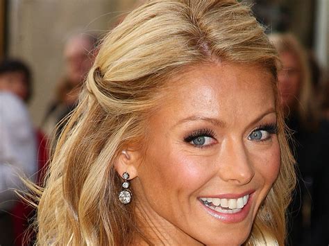 Kelly Ripa Wallpapers High Quality Download Free