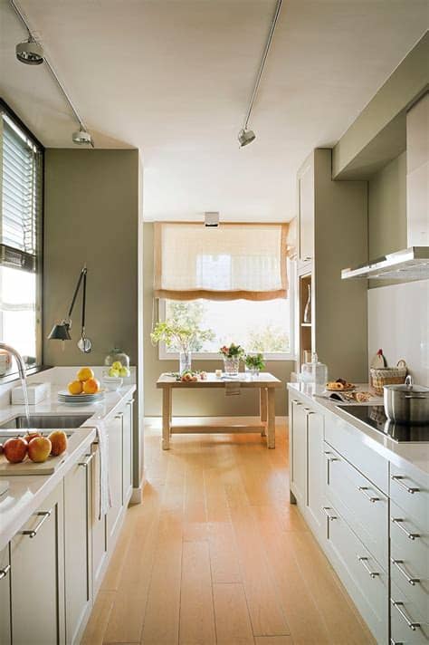 También se incluye silestone y pica de acero inoxidable. Pocos metros, gran espacio.