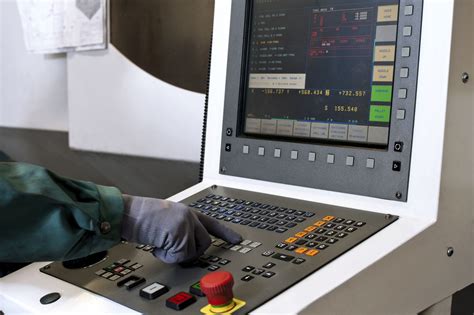Six Times to Include Messages in CNC Programs | Modern Machine Shop
