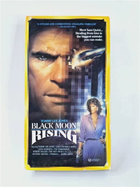 BLACK MOON RISING VHS 1990 Tommy Lee Jones Linda Hamilton John