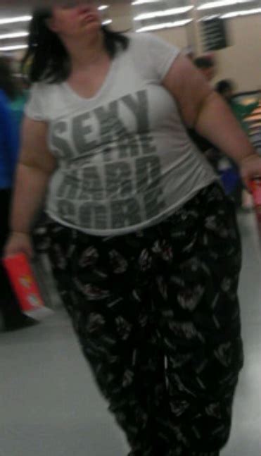 sexy and she knows it how to dress provocatively at walmart fashion fail funny pictures at