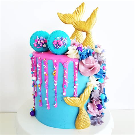 Mermaid Drip Cake