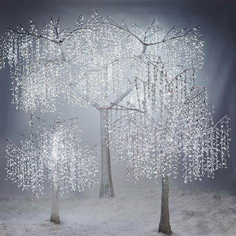 Illuminated Crystal Drop Trees