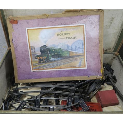 A Boxed Hornby 0 Gauge Clockwork Train Set An RS 691 Barrel Wagon And