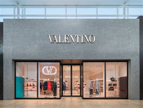 Valentino Unveils 1st Canadian Flagship Photos