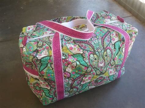 Tula Pink Duffel Bag In 2020 Bag Patterns To Sew Frame Bag Duffle