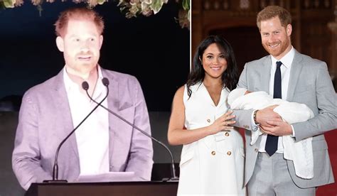 While archie will become a prince, the express reported on sunday, august 23, that it will be up to him to decide whether he wants to use the title and also be called his royal highness when he reaches the. Prince Harry Laughs As He Recalls Archie Seeing Snow For ...