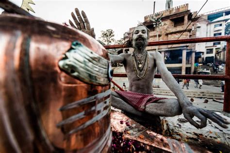 Meet The Flesh Eating Cannibal Aghori Monks Of Varanasi India In Pictures