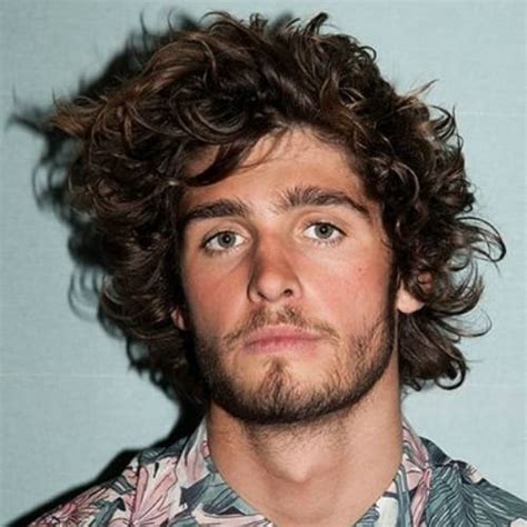 In this guide, you will find 77 of the best men's haircuts for curly hair for short, medium, and long lengths. 60+ Curly Hairstyles for Men to Style those Curls - Men Hairstyles World