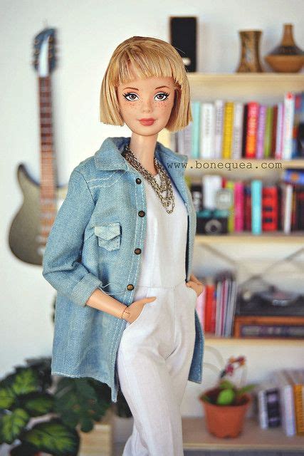 Barbie hd pack, blond hair, women, beauty, portrait, adult. Nuevo suelo blanco para dioramas. Detalle de la muñeca ...