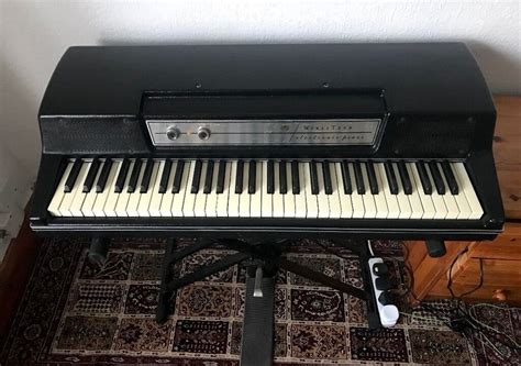 Wurlitzer 200a Electronic Piano Classic Keyboard Newly Serviced