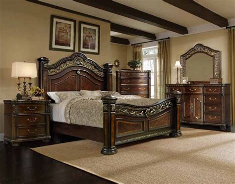 Mcferran Home Furnishings B163 6 Piece Eastern King Bedroom Set In