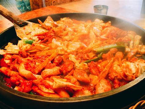 12 Delicious Meals You Have To Eat In Seoul South Korea Hand