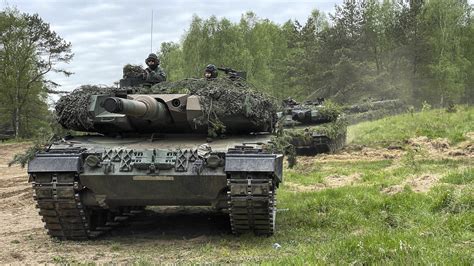 Ukraine Gets Its Tanks Poland Sending Leopard 2 And Other Nations May