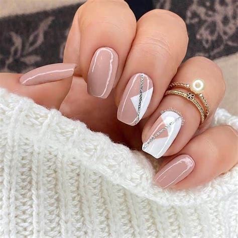 30 Gorgeous Neutral Nails That Go With Any Outfit Neutral Nail