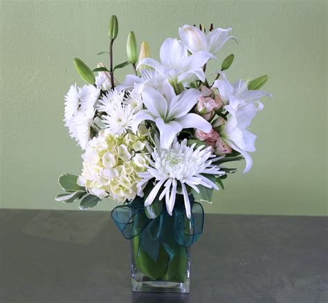 Use them in commercial designs under lifetime, perpetual & worldwide rights. All White Bouquet in Los Angeles, CA | Athletic Club ...