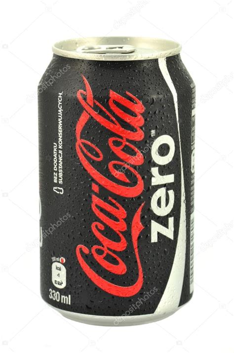Lata De Coca Cola Cero Bebida Aislada Sobre Fondo Blanco Foto Editorial De Stock DarioSz