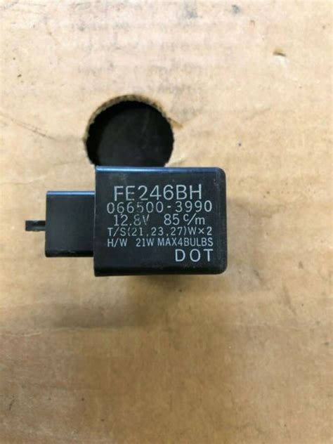 TURN SIGNAL RELAY FLASHER BLINKER RELAY FE246BH KAWASAKI YAMAHA R6 R1