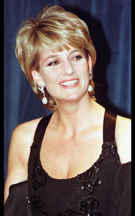 Long Lady Diana Haircut Hair Style Hair Styling