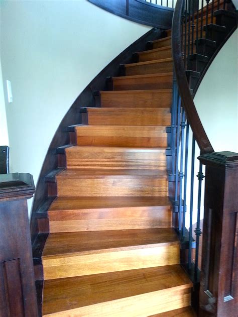 When the putty is dry, sand it gently. hardwood stairs installation with 3-years warranty