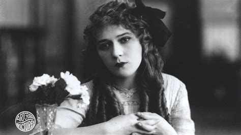 Une Pauvre Petite Fille Riche Un Film De 1917 Télérama Vodkaster