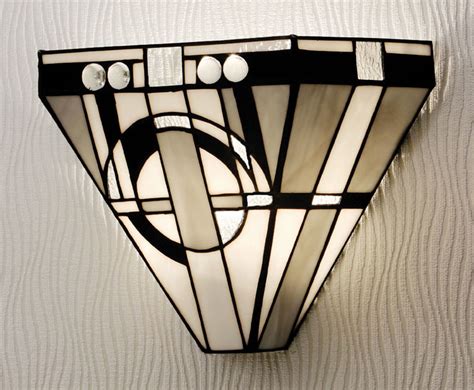 Metropolitan Tiffany Art Deco Style Wall Light 64267