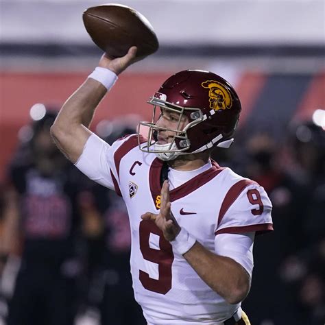 The Best Returning Qb In Every College Football Conference For 2021