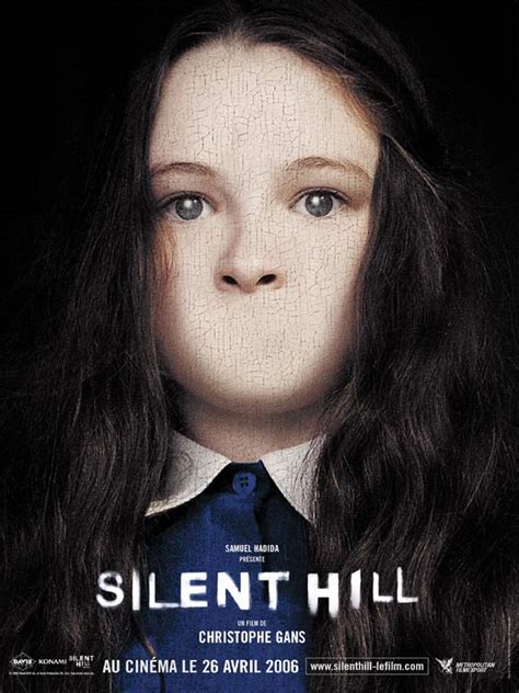 A woman, rose, goes in search for her adopted daughter within the confines of a strange, desolate town called silent hill. Silent Hill - film 2006 - AlloCiné