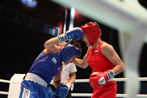 Petecio will be gunning to be not only the philippines and asia's first olympic women's boxing champion and bagging the country's first gold irie gears to win japan's only third gold in boxing after ryota murata won the men's middleweight final in london in 2012. Filipina Boxer Nesthy Petecio Clinches Gold in Women's ...