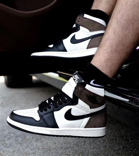 Apr 07, 2017 · brad hall laces up the new air jordan 1 retro high og royal brad hall is dying to tell you how to lace the new air jordan 1 retro high og royal 4 years ago in footwear words by adam mark Air Jordan 1 Dark Mocha 555088-105 2020 Release Date Info ...