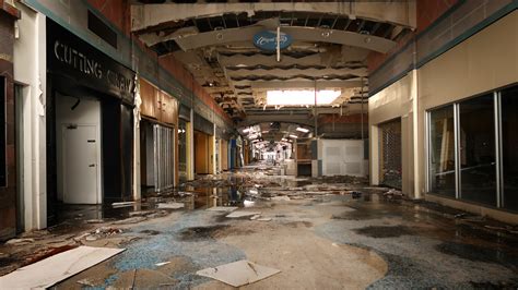 Retail In Peace A Look At 39 Dead Or Dying Malls Gobankingrates
