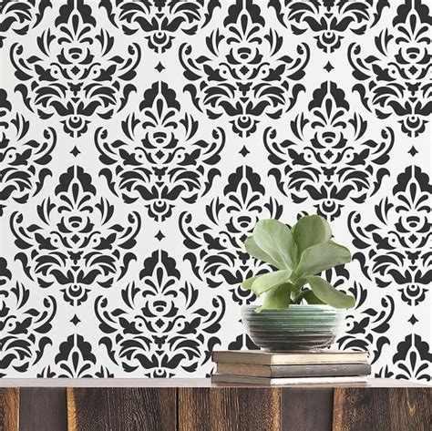 Damask Stencil In 2020 Stencil Painting On Walls Stencils Wall