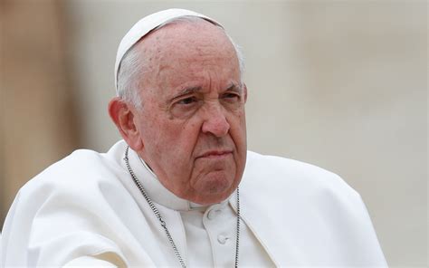 El Papa Francisco Se Somete A Cirugía Por Riesgo De Obstrucción