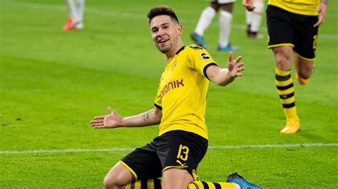 Goles de dortmund hakimi y guerrero. Borussia Dortmund: Was Raphaël Guerreiro für den BVB gegen ...