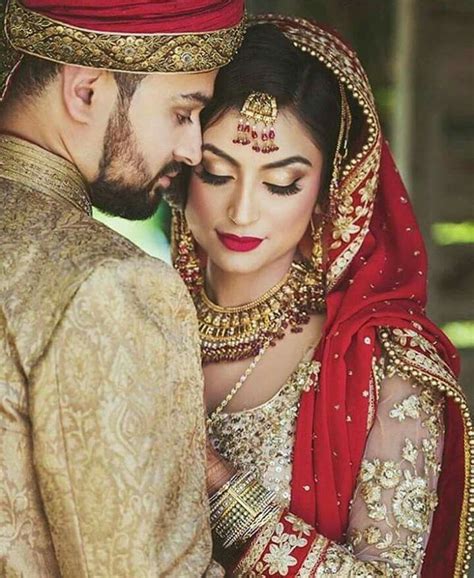A wedding photography checklist can prevent those missed moments. Pin by мυѕнq мємση on cσuplєѕ | Indian wedding photography couples, Wedding couples photography ...