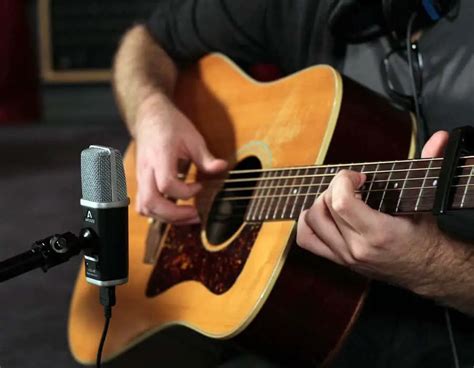 What Determines Proper Mic Placement For Recording Acoustic Guitar