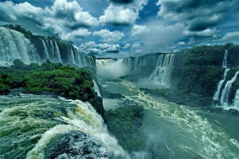 Водопад Игуасу мощь и красота водной стихии Чудеса природы